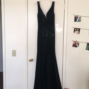 Emerald velvet dress (formal)